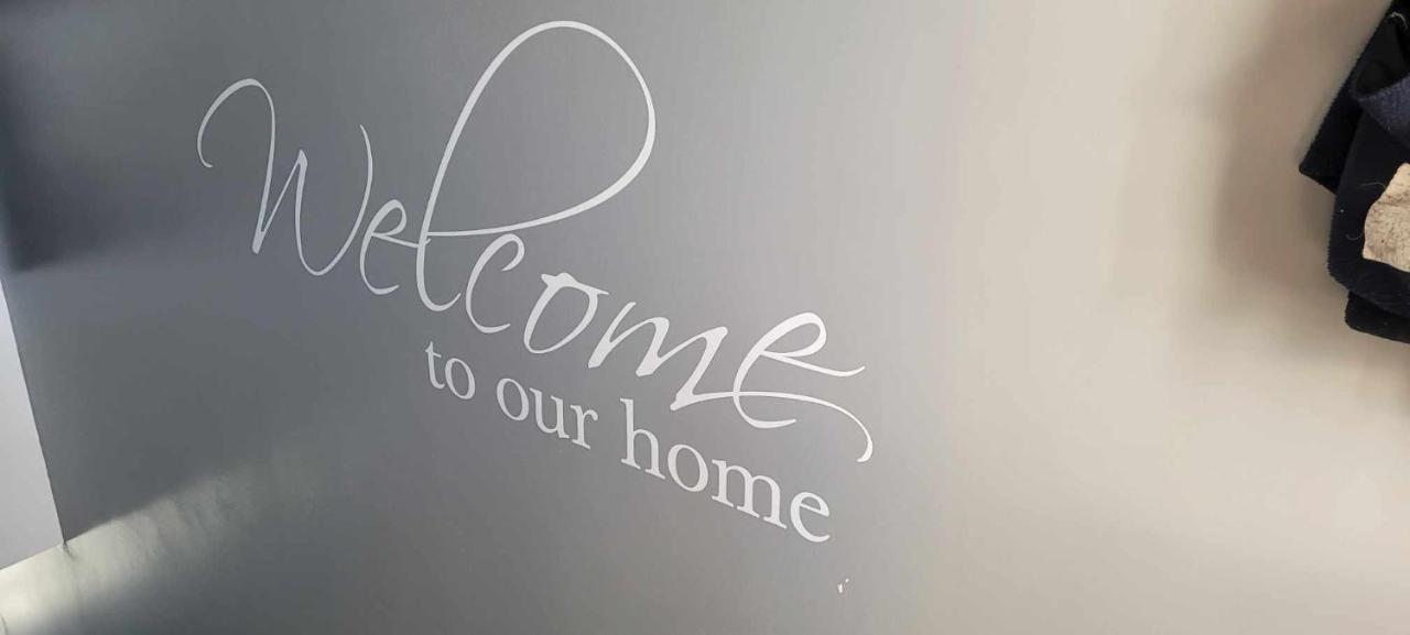 No 7 Boutique Apartment 울버스톤 외부 사진