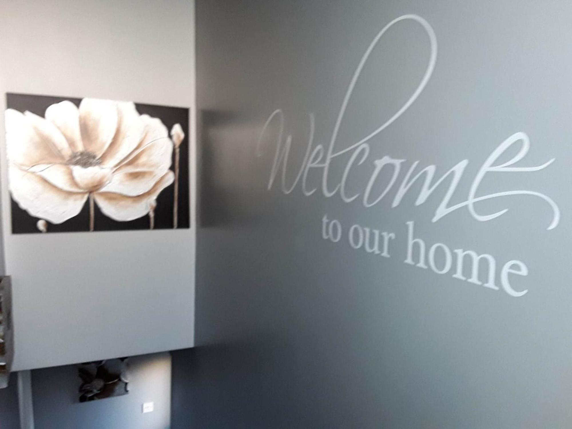 No 7 Boutique Apartment 울버스톤 외부 사진